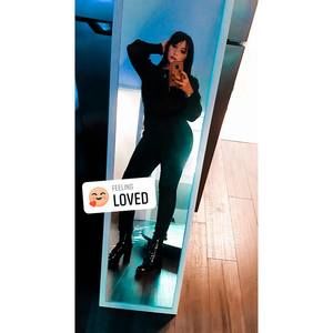 Meet your Posher, Evelyn